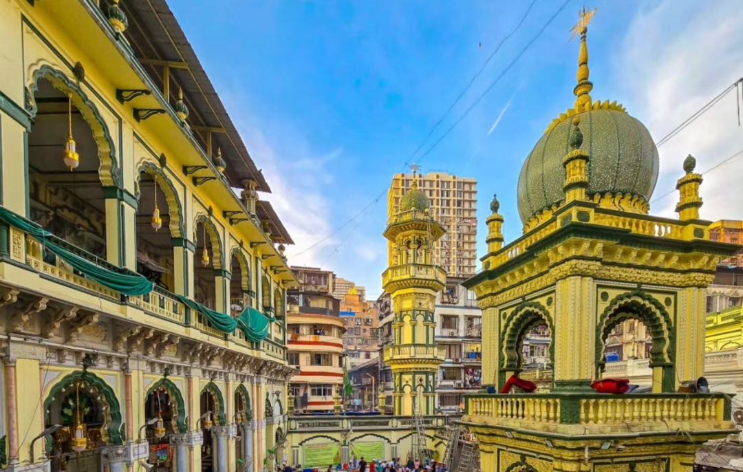 Minara Masjid Home Banner Slider
