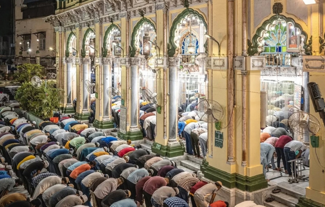 Minara Masjid Home Banner Slider